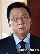 警界小巨人演员梅泽富美男剧照