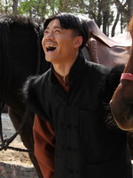 石光荣的战火青春演员表唐以诺剧照