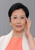 巴不得妈妈演员表汪明荃剧照