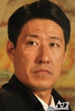 血色玫瑰之女子特遣队演员表于震剧照