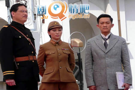 小胆英雄剧照